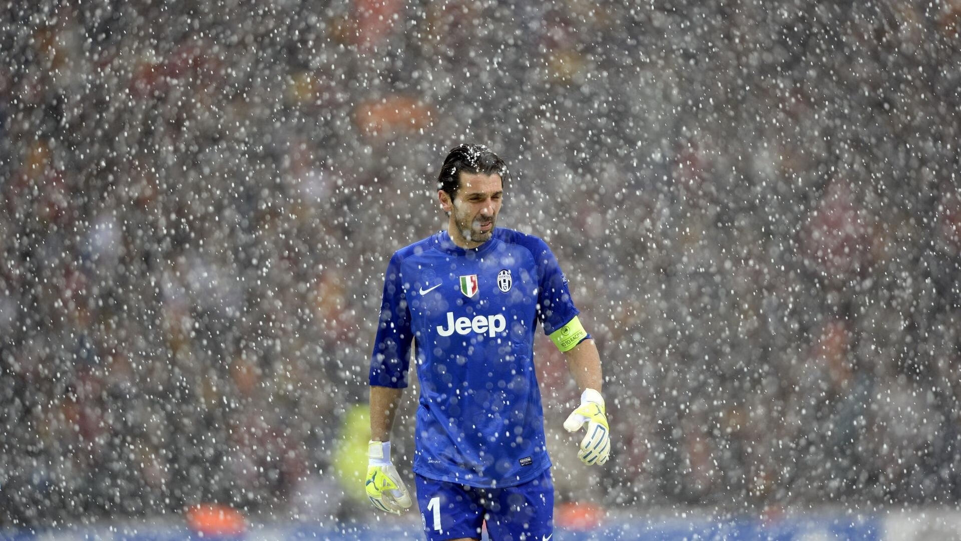 kaiyun体育app-英超“绝杀大戏”：绝妙配合与逆转瞬间回顾