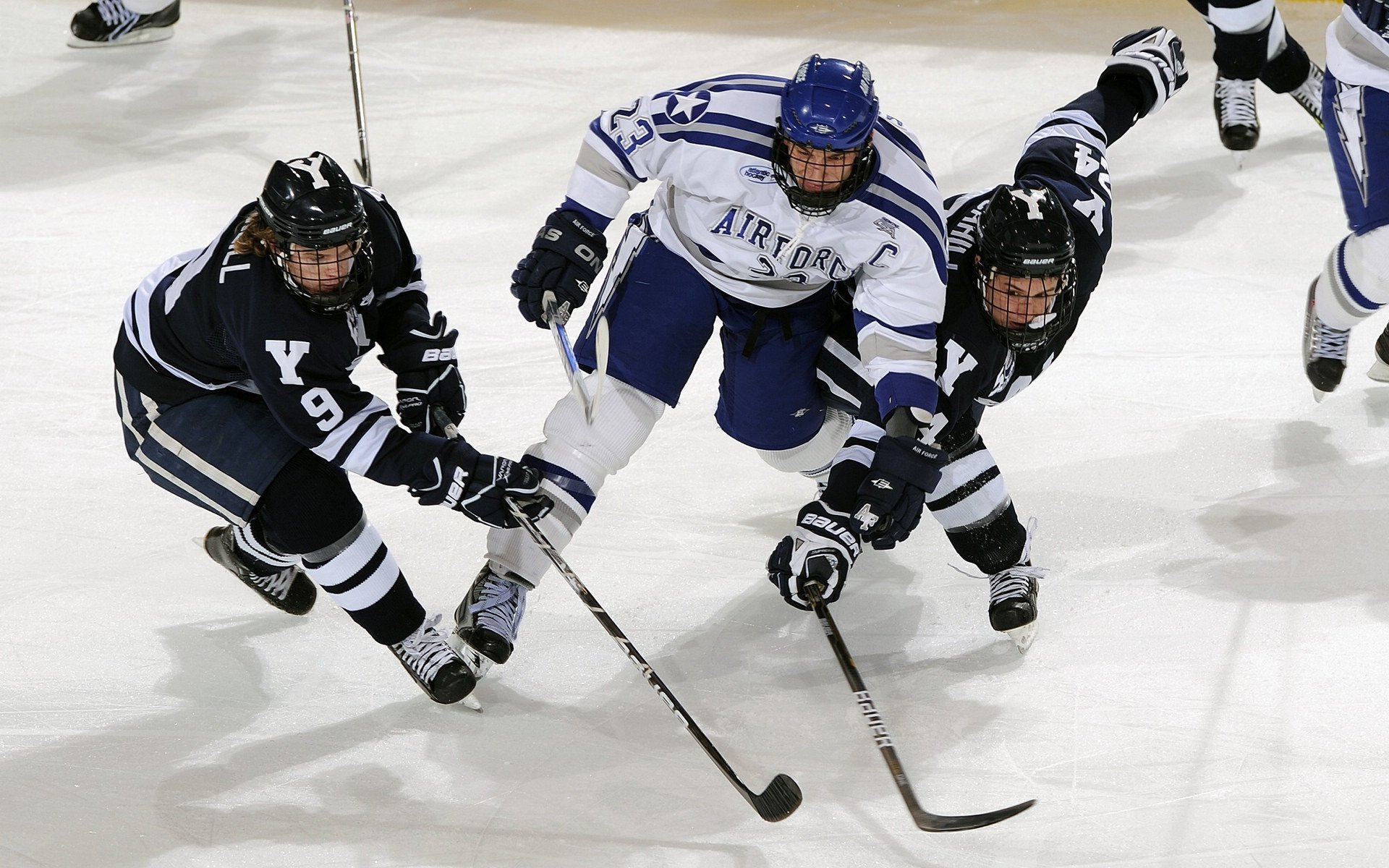 冰火对决!主场 70% 胜率纽卡,硬撼客场三连败毕尔巴鄂,基础能力值115+的冰火对决基础球员