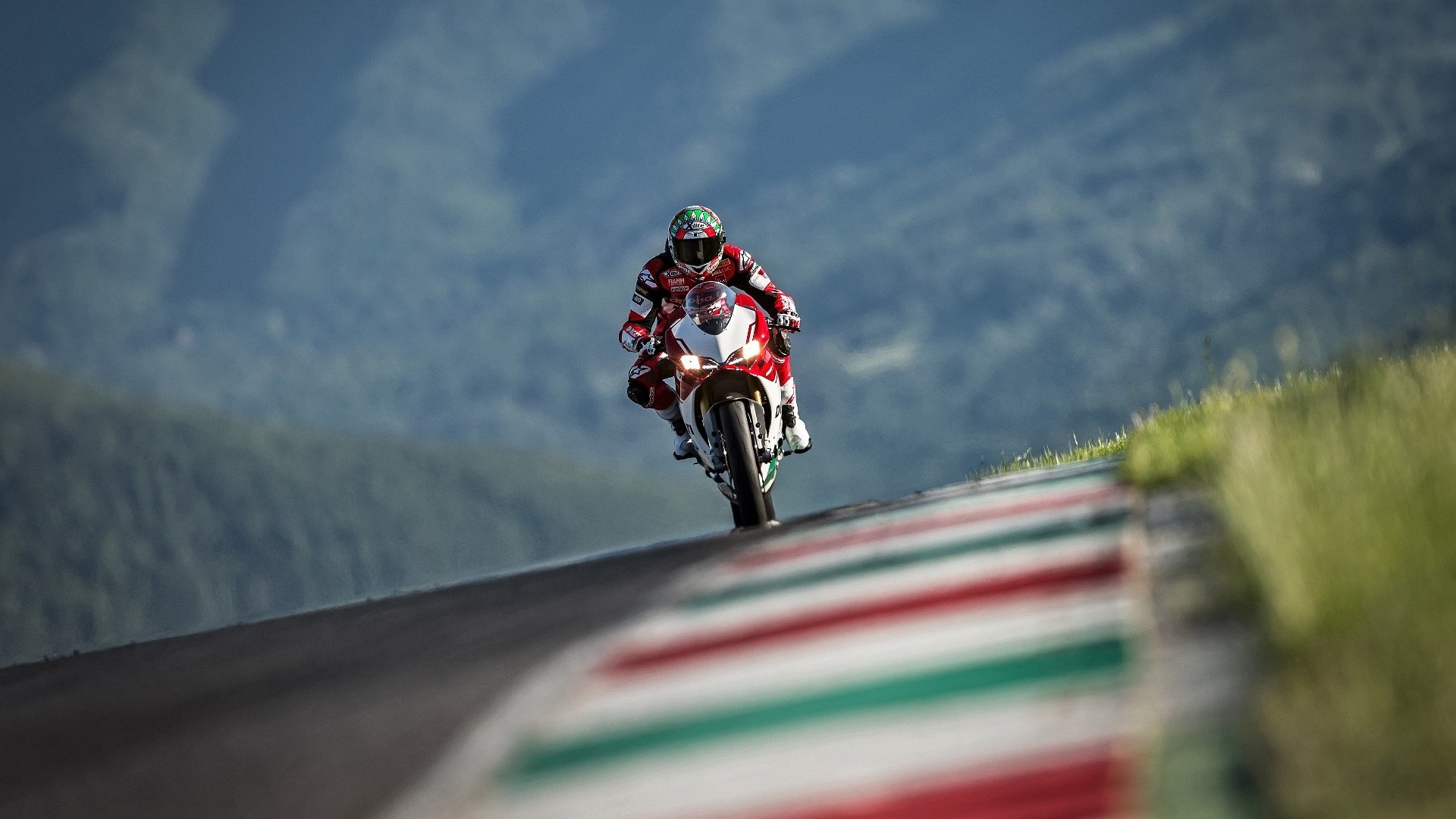 主办城市赛事期间临时加装防护栏的审批流程公布，增设防护栏